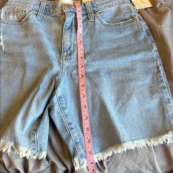 Universal Thread Light Blue Denim Shorts - Picture 8 of 10